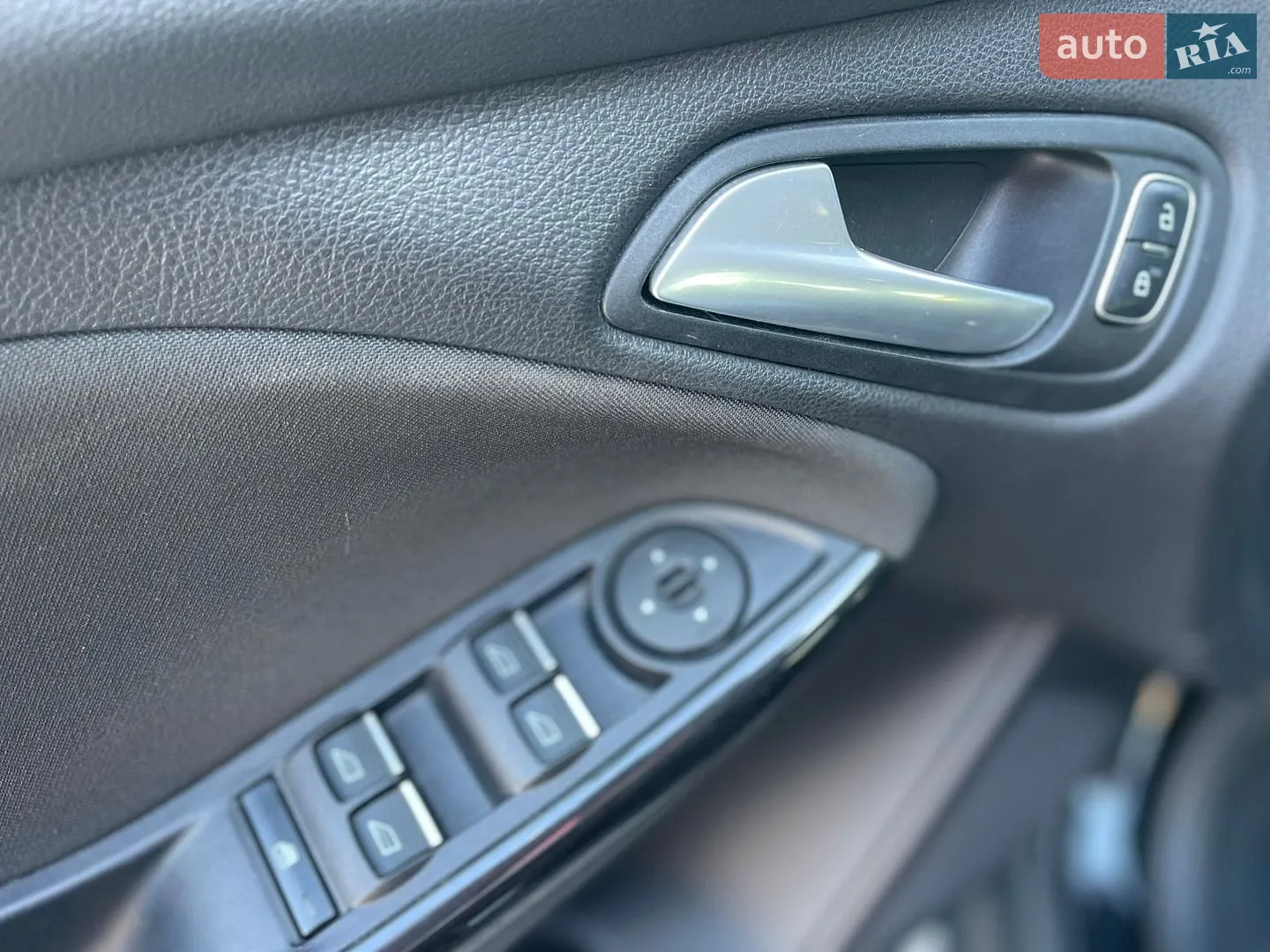 2015 Ford Focus - мініатюра 11