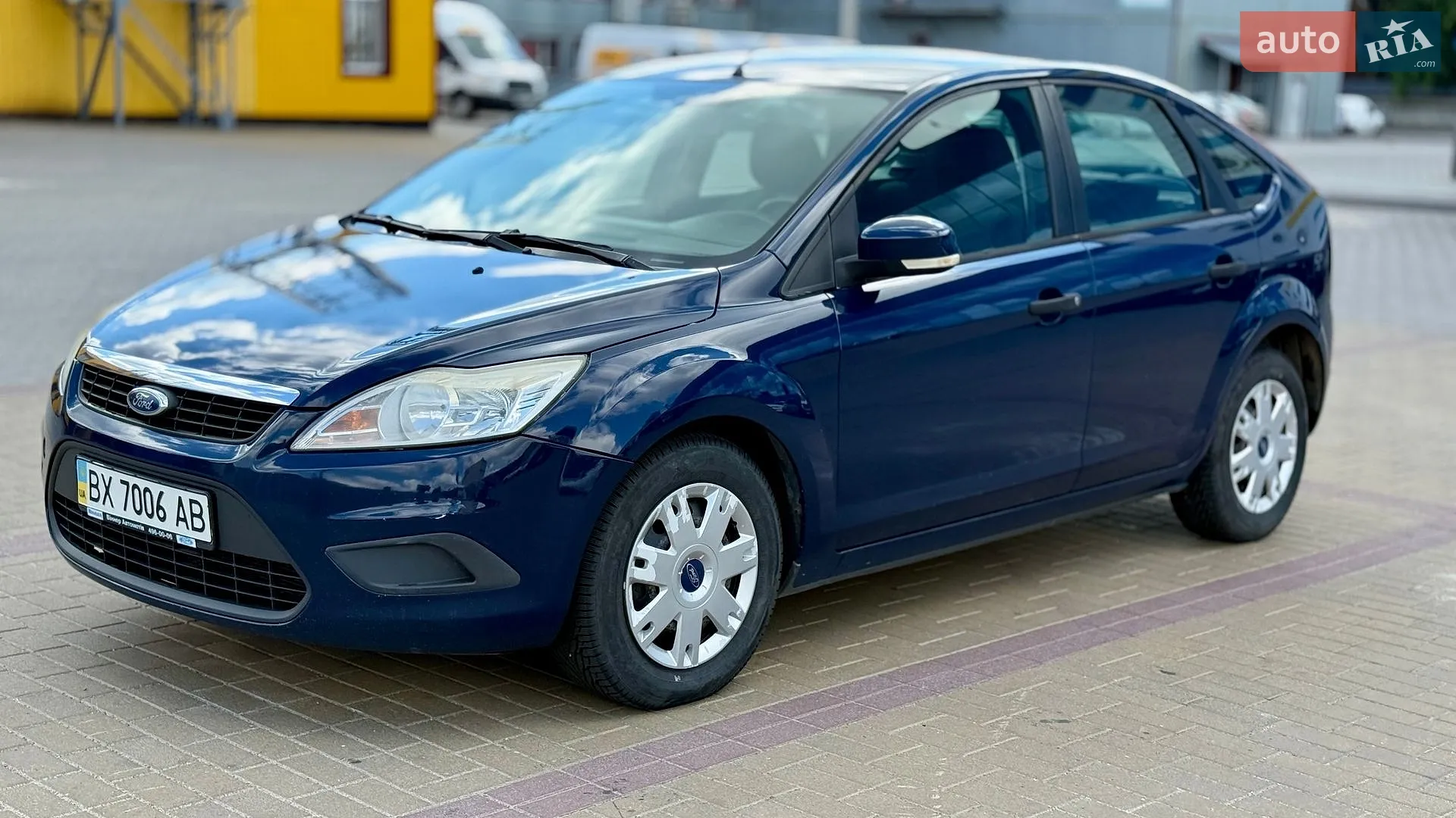 2010 Ford Focus - мініатюра 2