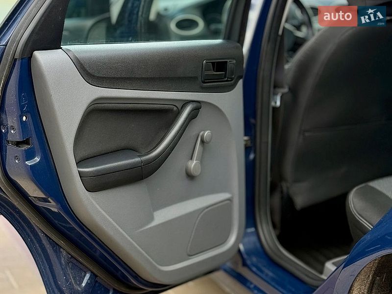 Хэтчбек Ford Focus 2010 в Хмельницком
