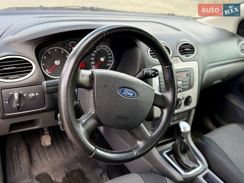 Хэтчбек Ford Focus 2010 в Хмельницком