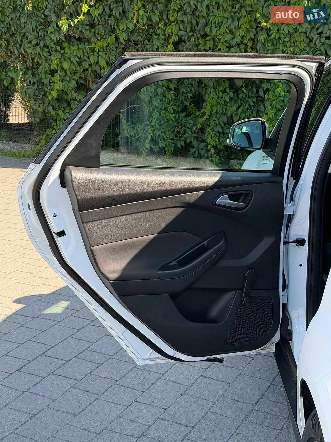 2015 Ford Focus - мініатюра 25