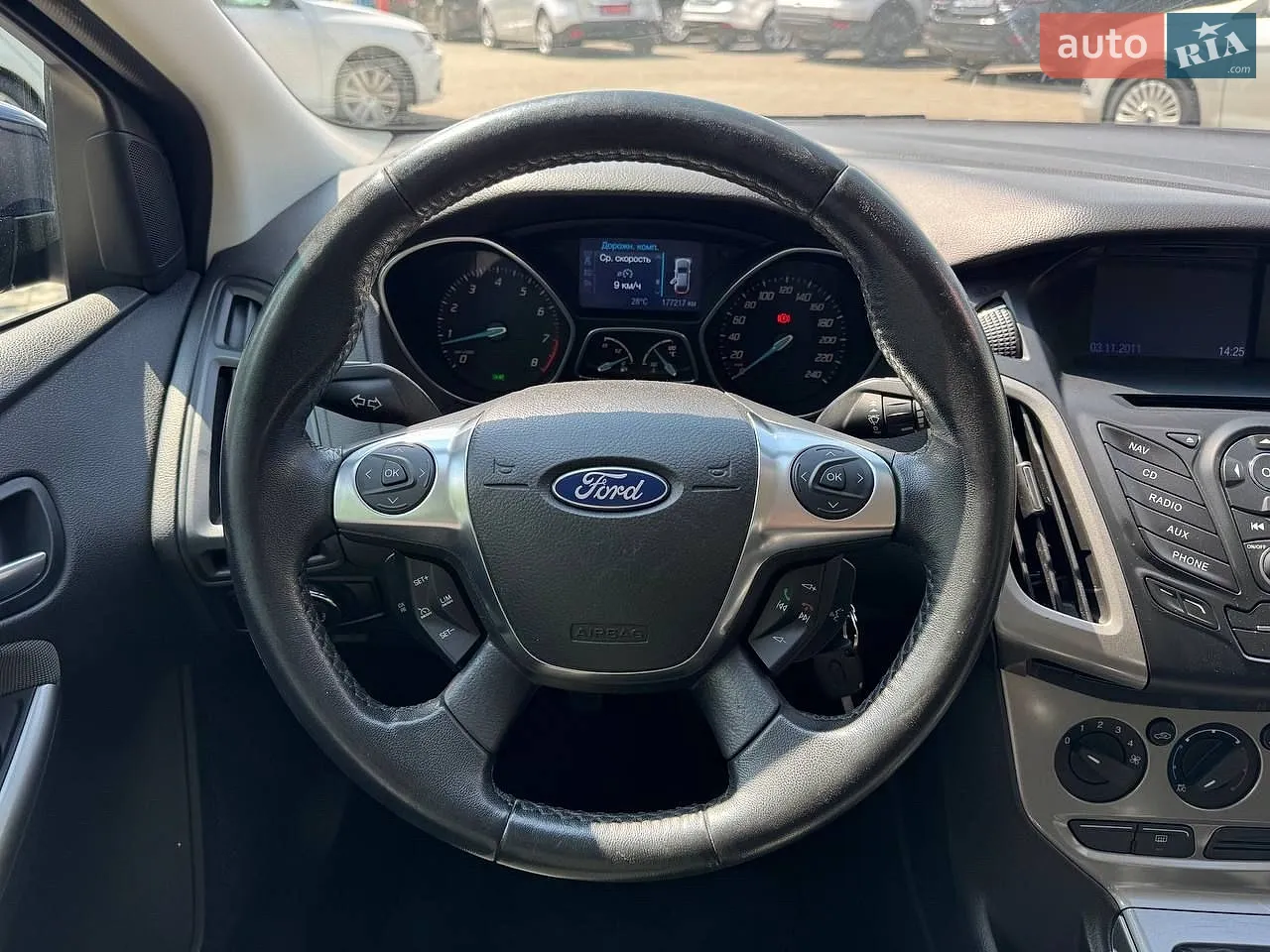 2011 Ford Focus - мініатюра 9