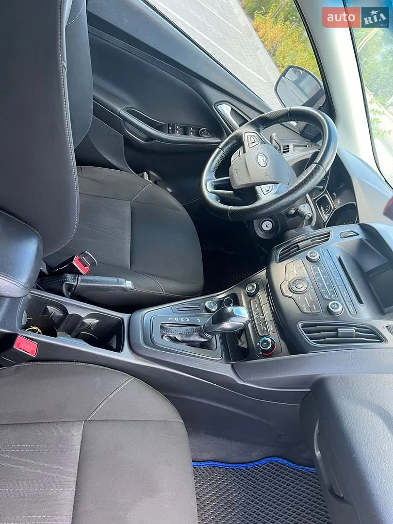 2015 Ford Focus - мініатюра 16