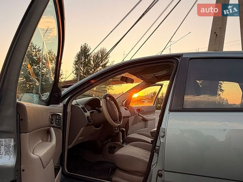Седан Ford Focus 2005 в Києві фото 9 Седан Ford Focus 2005 в Києві
