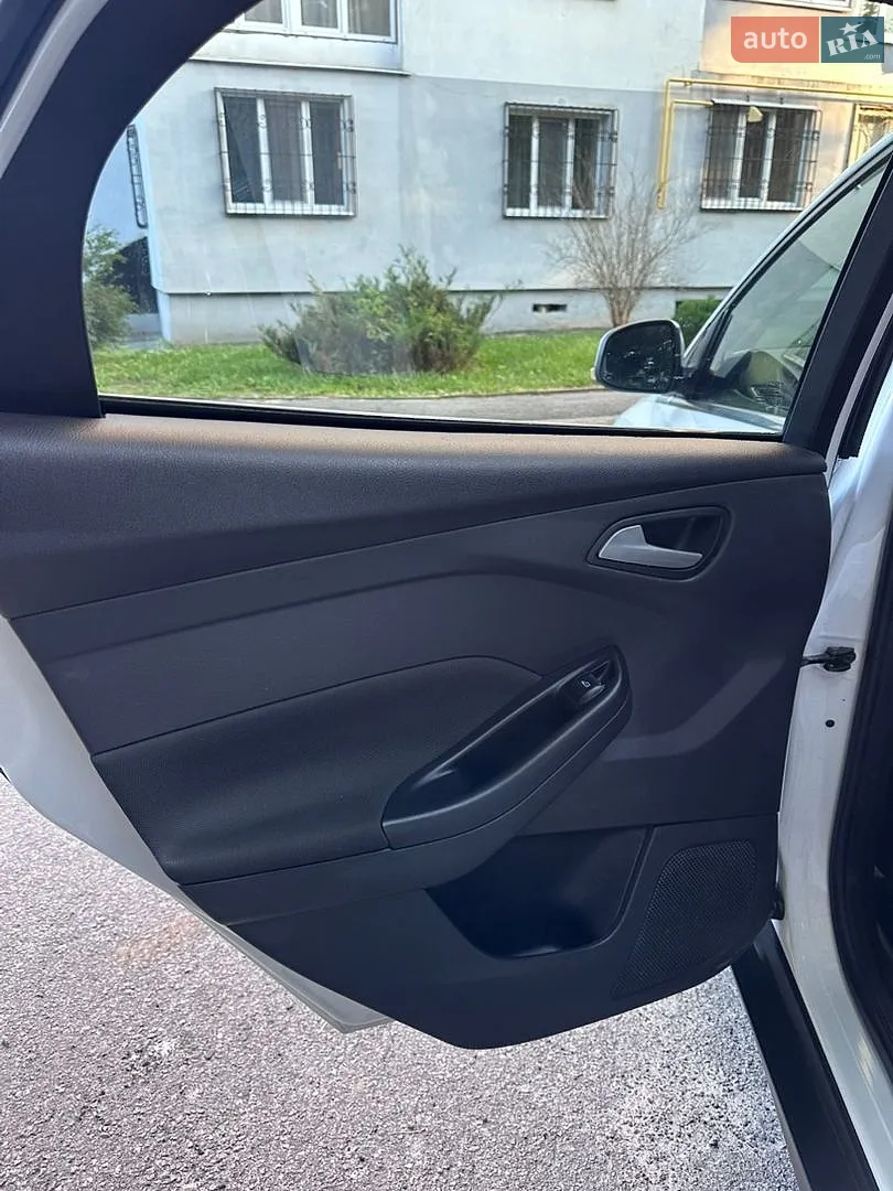 2012 Ford Focus - мініатюра 19