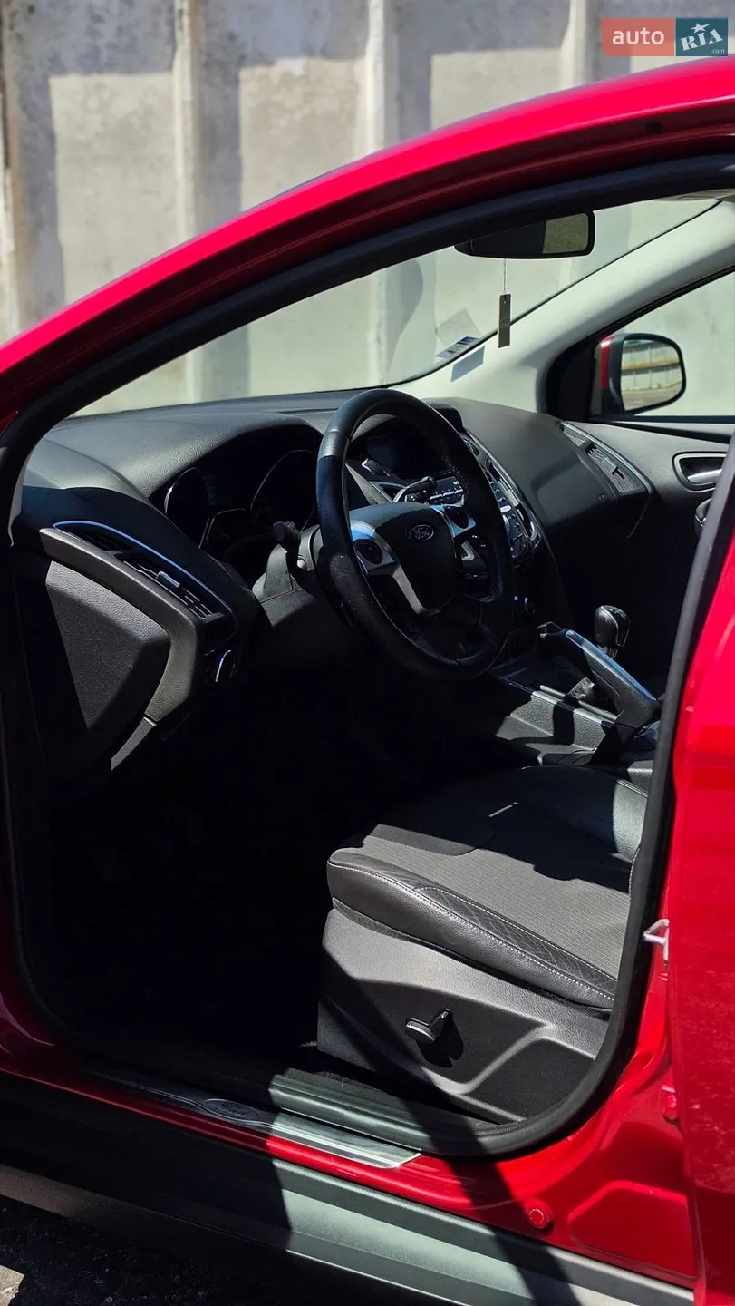 2011 Ford Focus - мініатюра 12