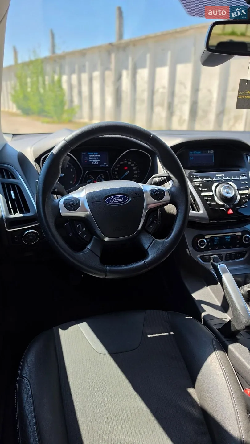 2011 Ford Focus - мініатюра 17