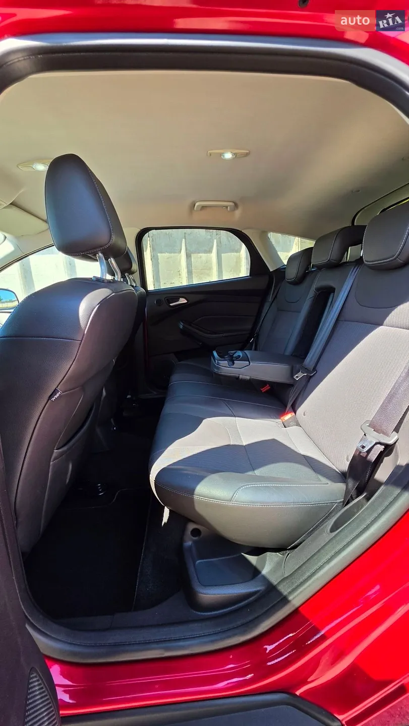 2011 Ford Focus - мініатюра 19