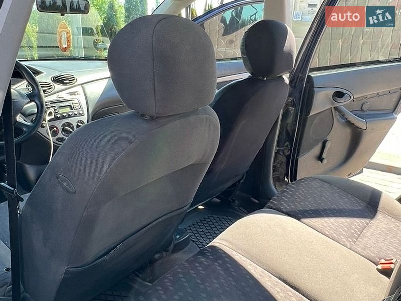 Універсал Ford Focus 2000 в Городку