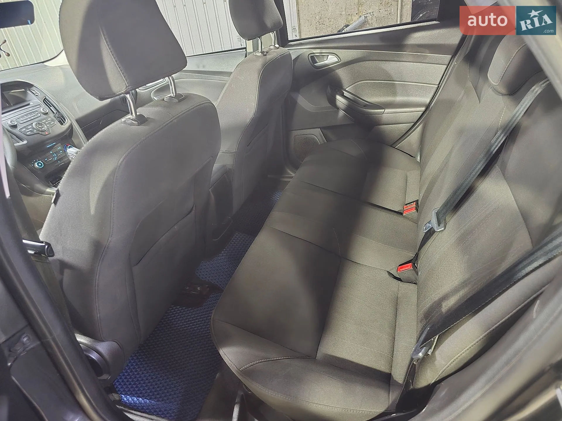 2016 Ford Focus - мініатюра 12