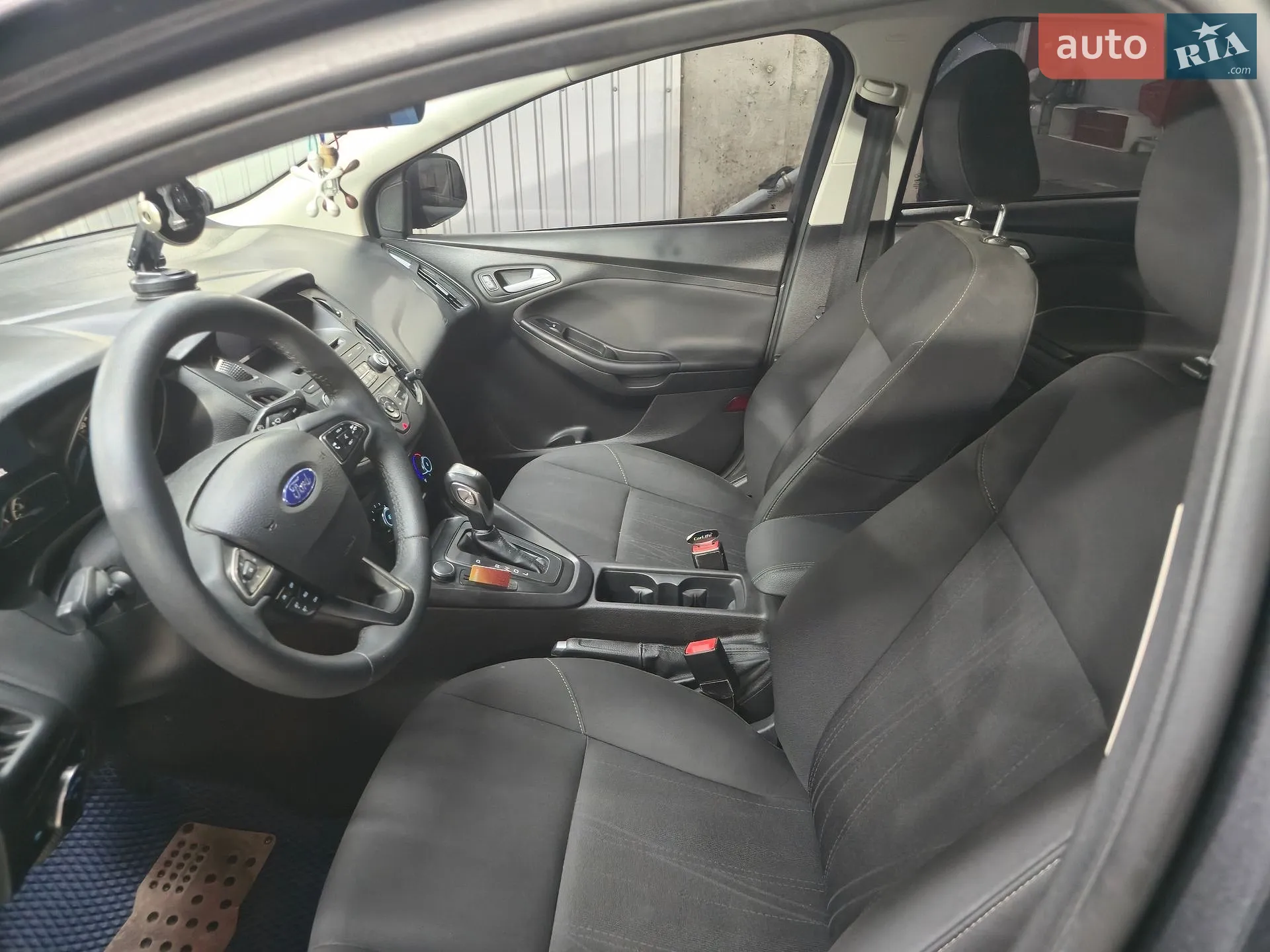 2016 Ford Focus - мініатюра 11