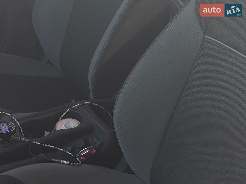 Седан Ford Focus 2013 в Буську фото 8 Седан Ford Focus 2013 в Буську