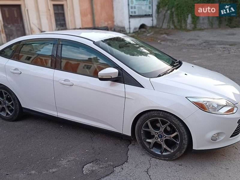 Седан Ford Focus 2014 в Кременці
