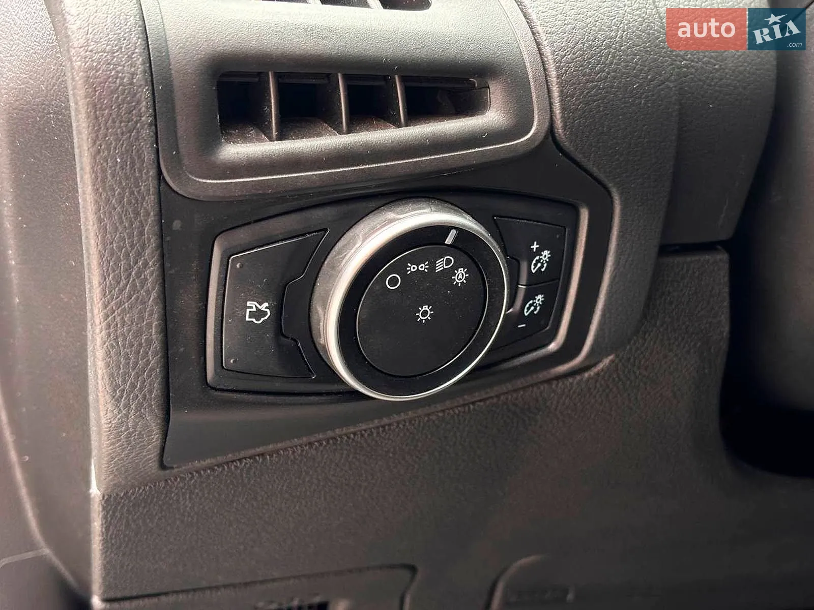 2015 Ford Focus - мініатюра 22