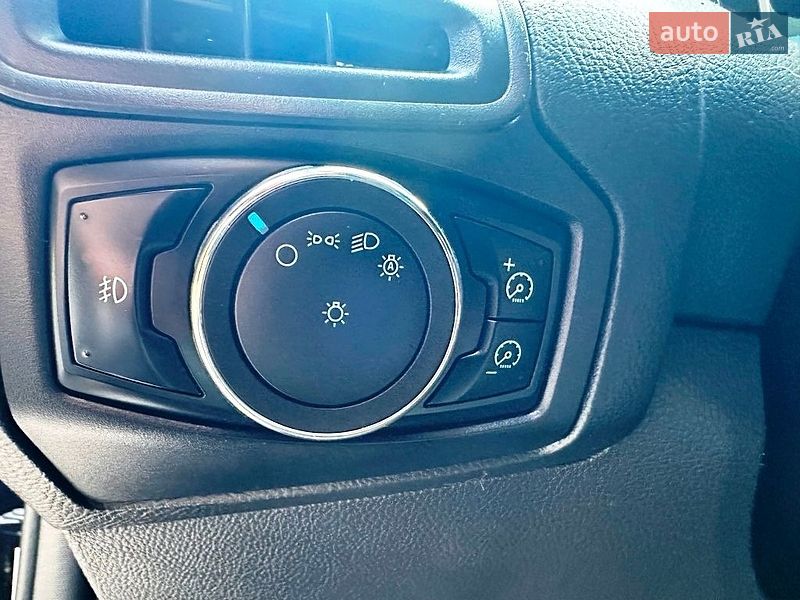 Хетчбек Ford Focus 2012 в Запоріжжі