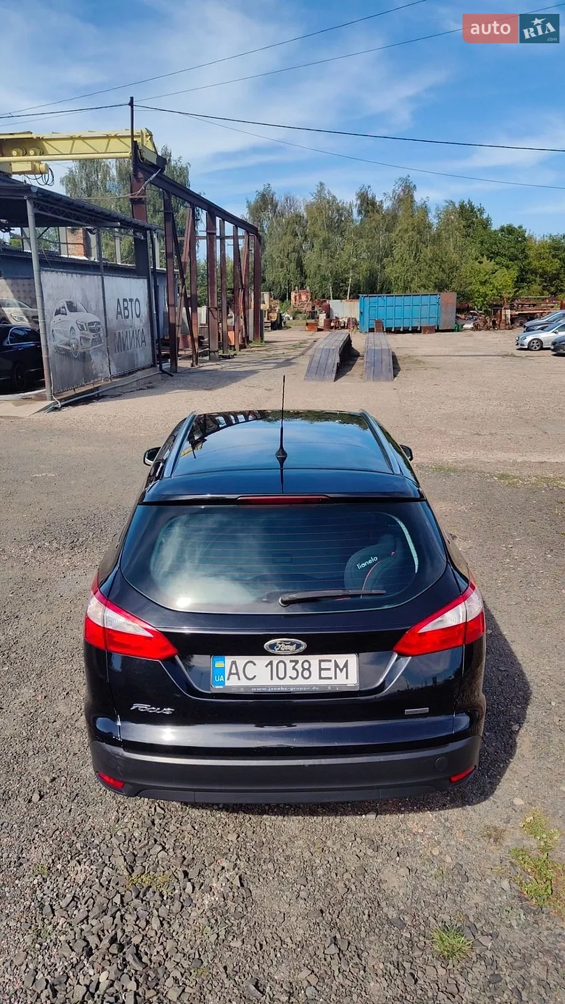 2011 Ford Focus - мініатюра 9