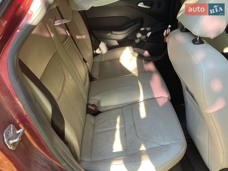 Седан Ford Focus 2015 в Кривом Роге