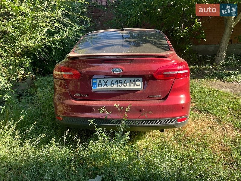 Седан Ford Focus 2015 в Кривом Роге