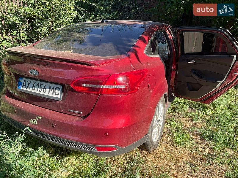 Седан Ford Focus 2015 в Кривом Роге