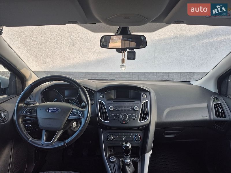 Хэтчбек Ford Focus 2015 в Чигирине