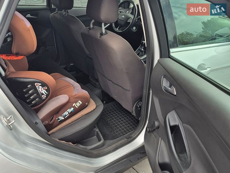 Хэтчбек Ford Focus 2015 в Чигирине