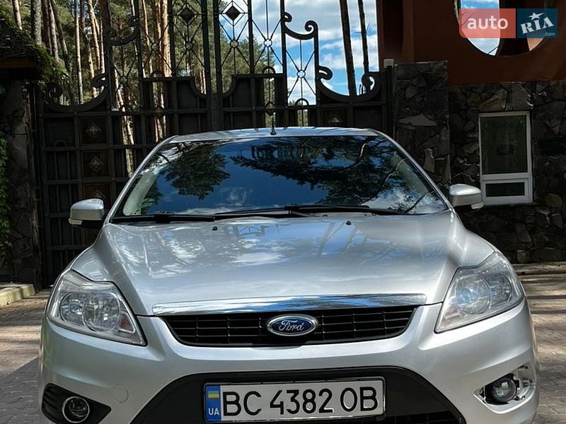 Универсал Ford Focus 2010 в Новояворовске