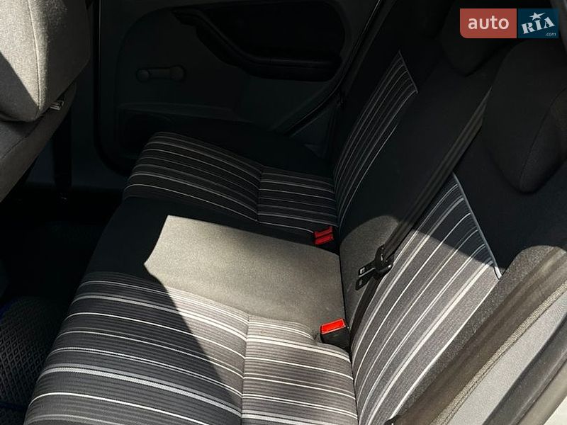 Универсал Ford Focus 2010 в Новояворовске