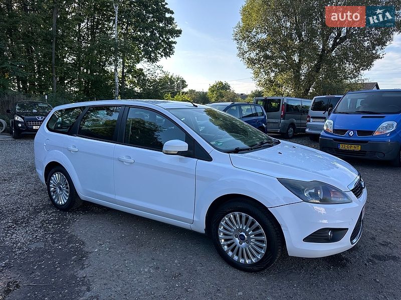 Ford Focus 2011 Ford Focus 2011