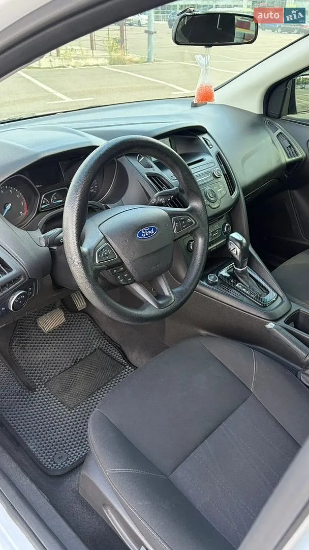 2016 Ford Focus - мініатюра 10
