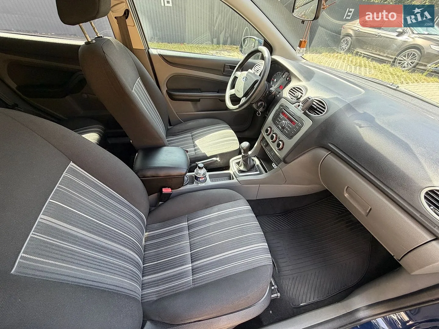 2011 Ford Focus - мініатюра 10