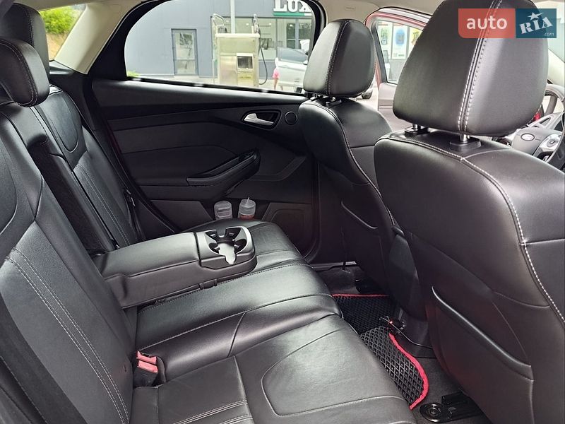 Хэтчбек Ford Focus 2013 в Львове