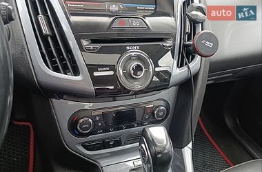 Хэтчбек Ford Focus 2013 в Львове