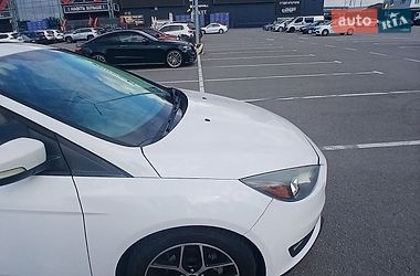 Хэтчбек Ford Focus 2017 в Киеве