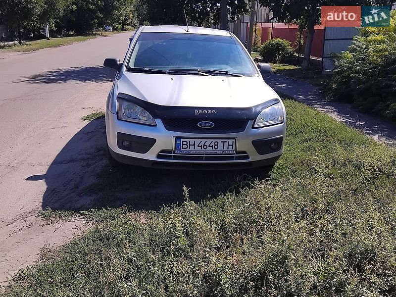 Хэтчбек Ford Focus 2005 в Подольске