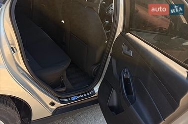 Седан Ford Focus 2015 в Черкассах