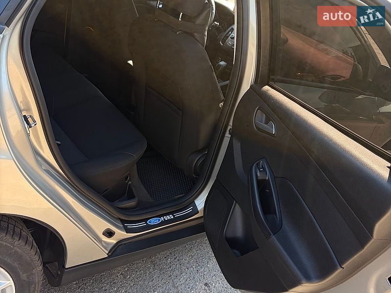 Седан Ford Focus 2015 в Черкассах