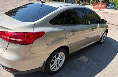 Седан Ford Focus 2015 в Черкассах