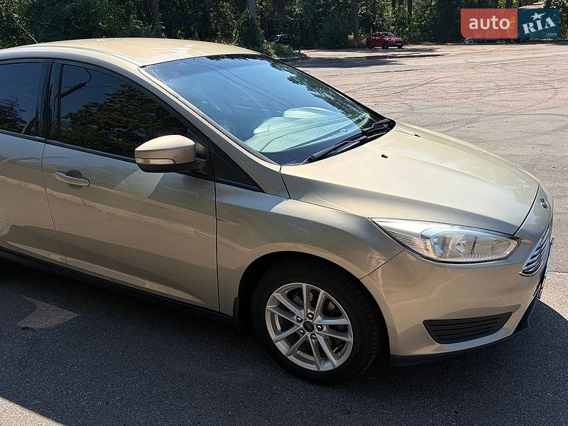 Седан Ford Focus 2015 в Черкассах