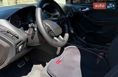 Седан Ford Focus 2015 в Черкассах