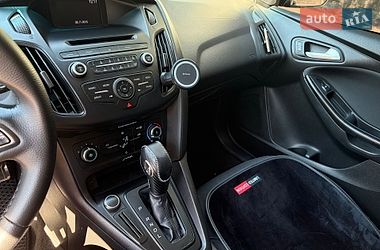 Седан Ford Focus 2015 в Черкассах