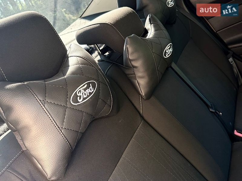 Седан Ford Focus 2015 в Черкассах