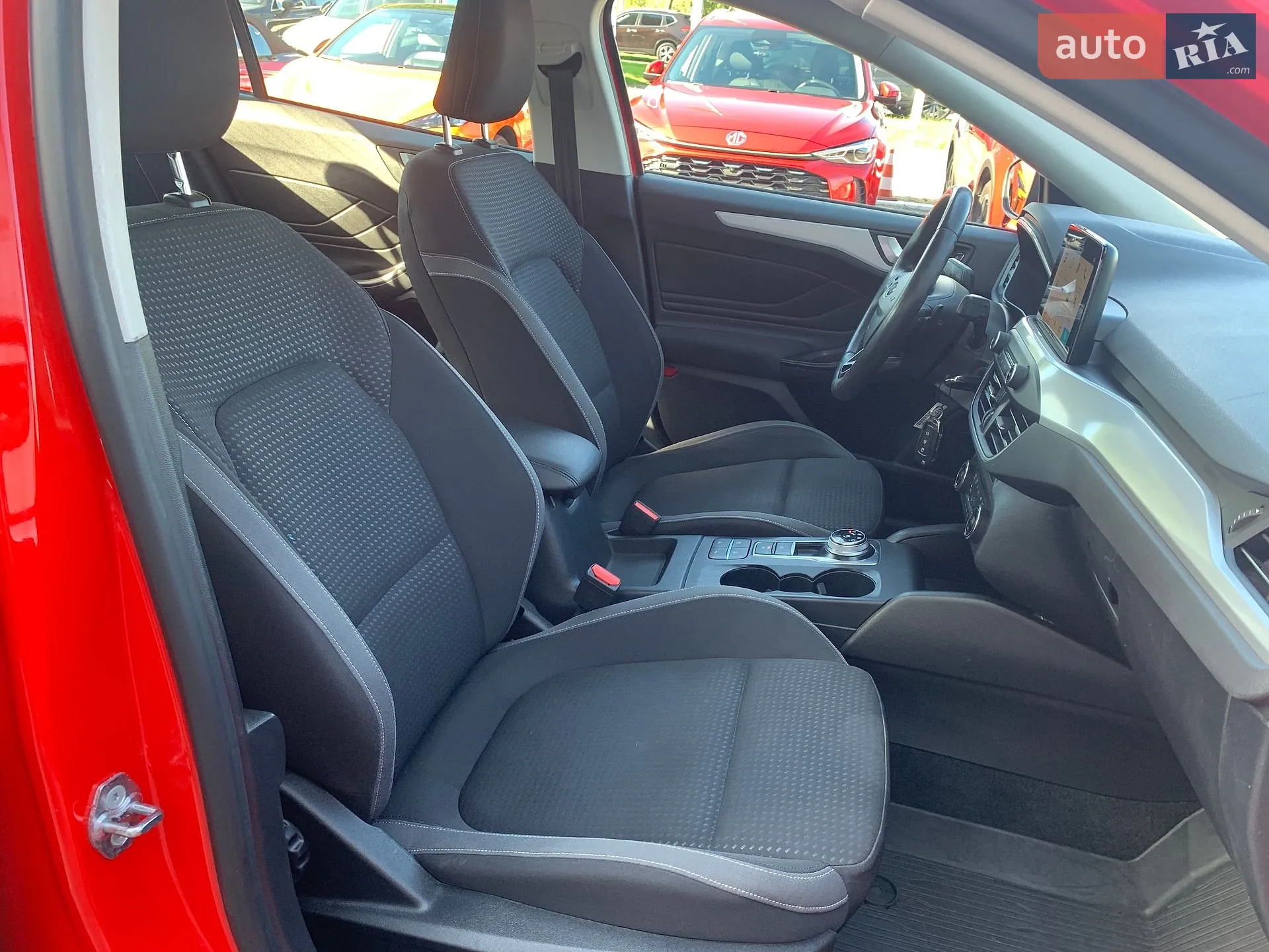 2019 Ford Focus - мініатюра 13