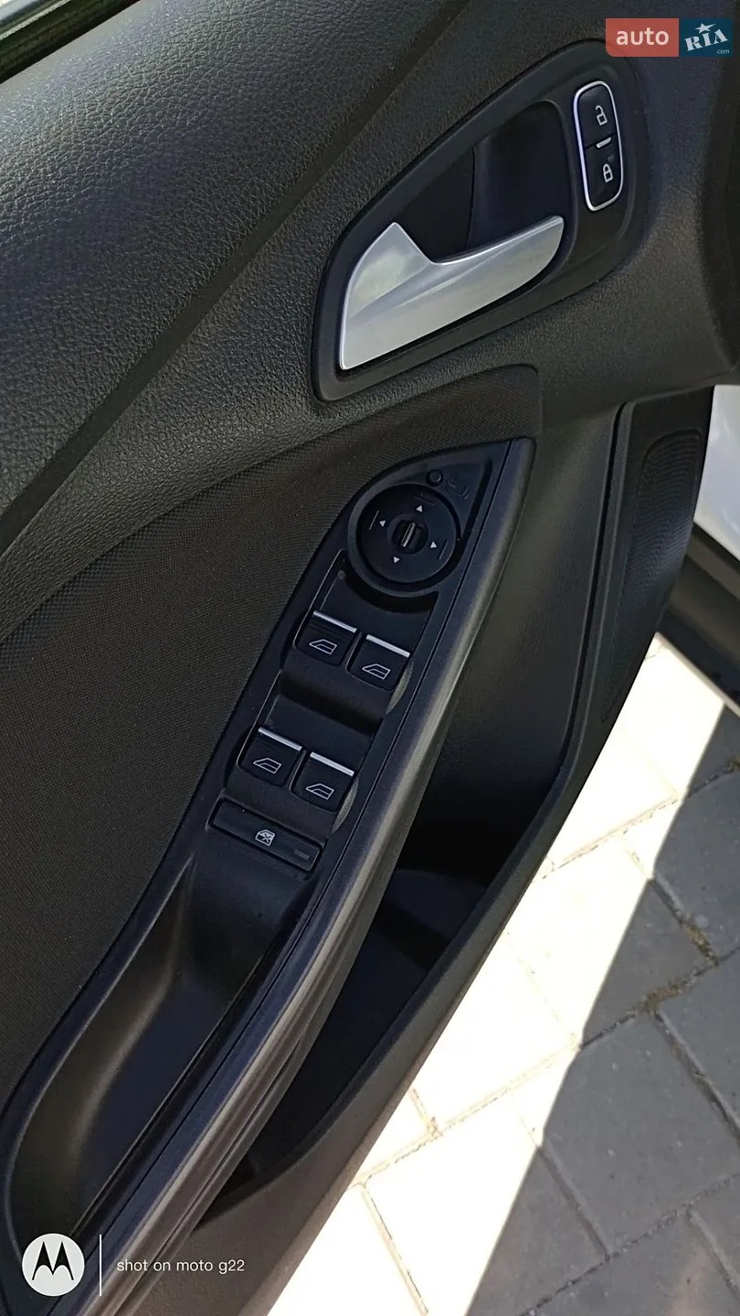2015 Ford Focus - мініатюра 16