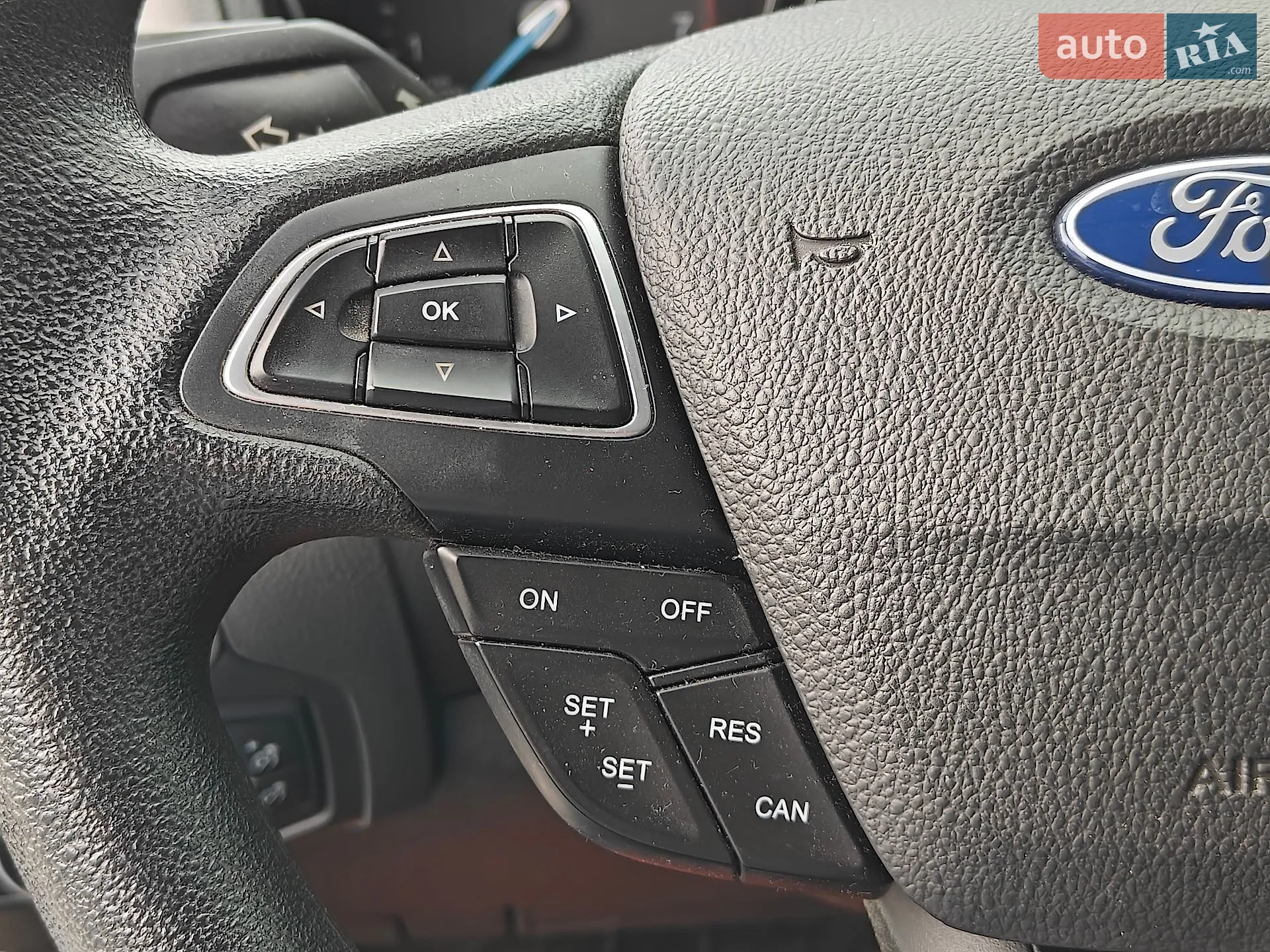 2018 Ford Focus - мініатюра 12