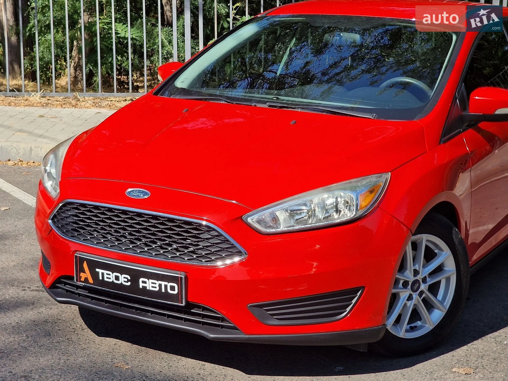 2016 Ford Focus - мініатюра 18