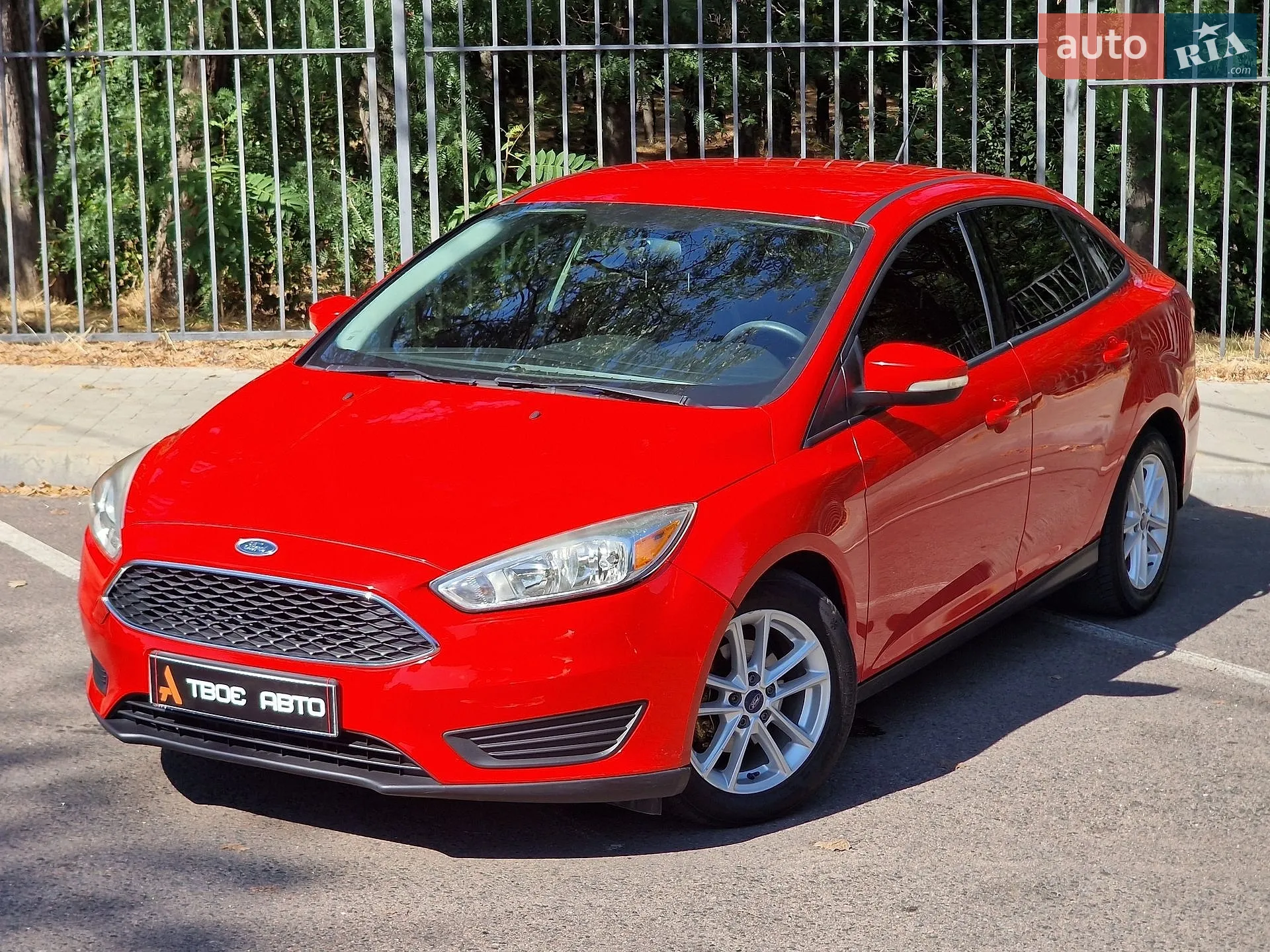 2016 Ford Focus - мініатюра 15