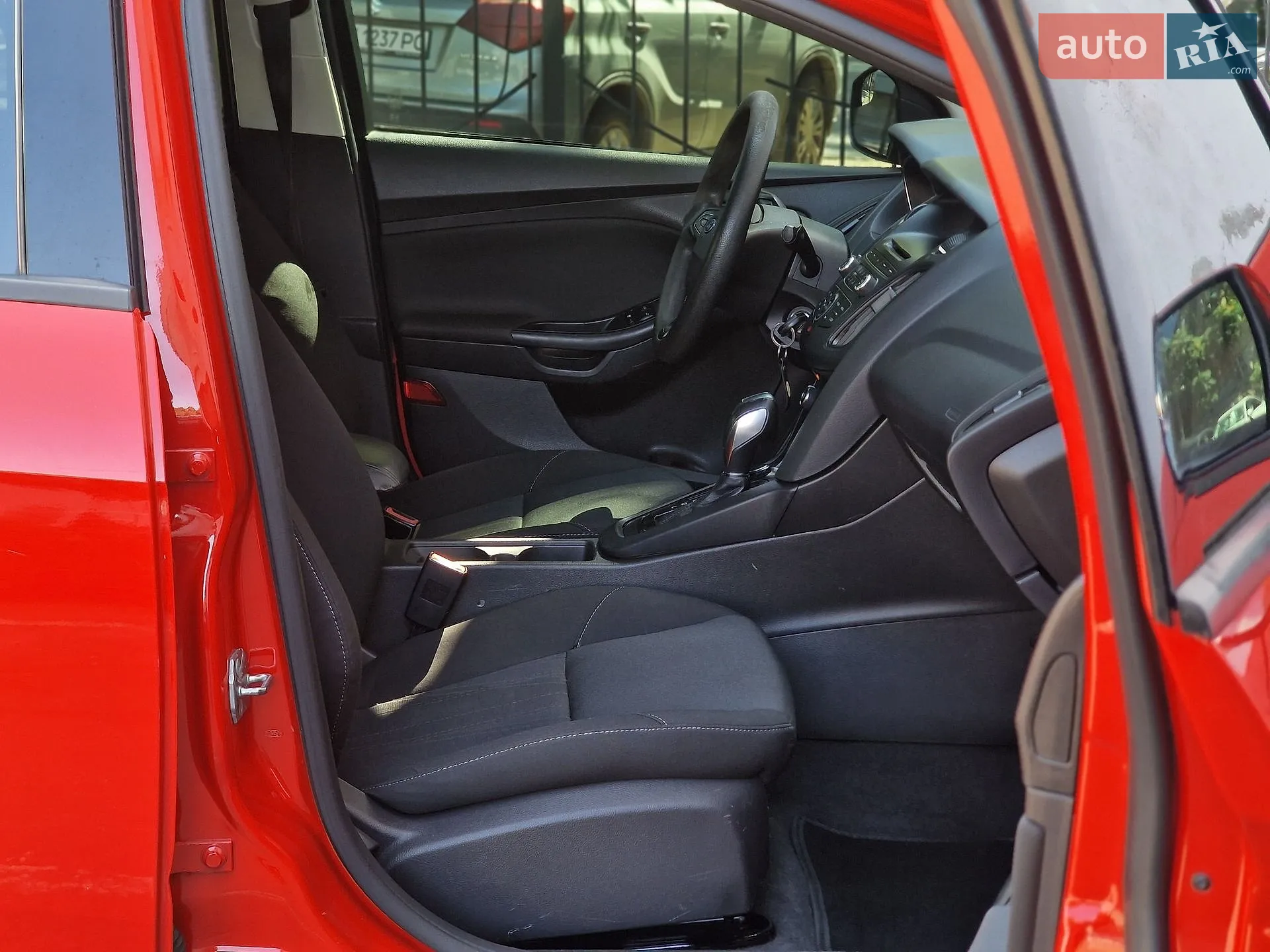 2016 Ford Focus - мініатюра 43