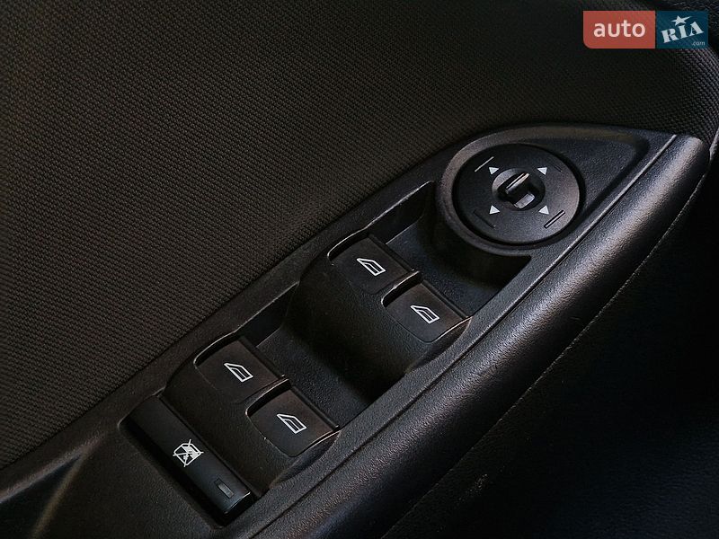 Седан Ford Focus 2016 в Одесі