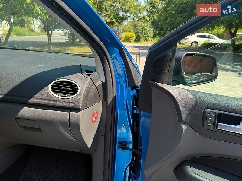 Хетчбек Ford Focus 2007 в Дніпрі