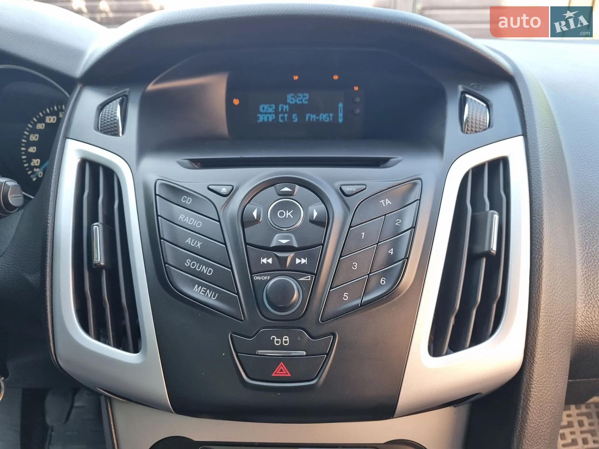 2013 Ford Focus - мініатюра 23